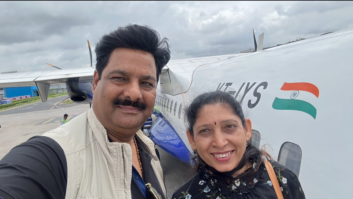 jainsanjay1231's tweet image. सफ़र कितना भी लंबा क्यों न हो, अगर जीवनसाथी साथ हो तो हर रास्ता आसान और हर मंज़िल खूबसूरत बन जाती है। ✈️❤️

#SanjayJain #LifePartner #SafarSathSath #CoupleGoals #JourneyTogether #ZindagiKaSafar #TogetherForever #Humsafar #LoveAndSupport #TravelWithLove #PowerOfTogetherness