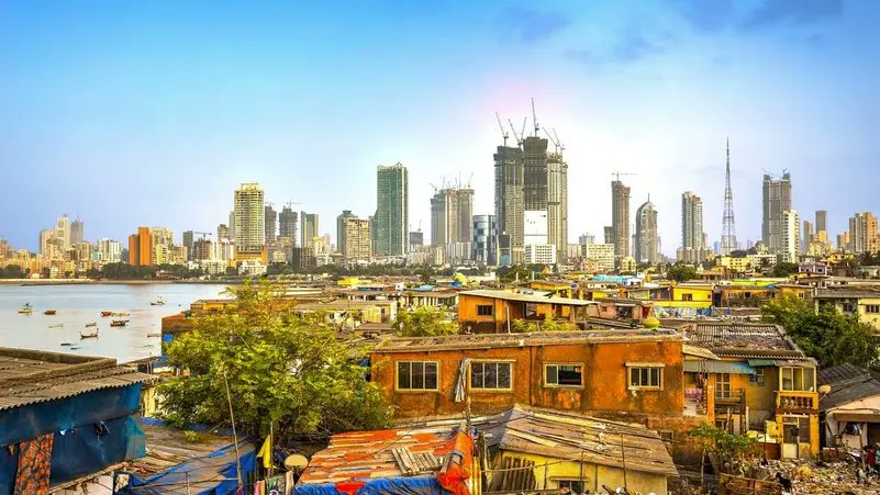 أبقت وكالة "فيتش" للتصنيف الائتماني يوم الاثنين على تصنيفها الائتماني طويل الأجل للهند 🇮🇳 عند BBB-، مشيرة إلى النمو الاقتصادي القوي للبلاد ومرونتها المالية الخارجية.

وأفادت فيتش : لا تزال التوقعات الاقتصادية لـ #لهند قوية مقارنةً بنظرائها، حتى مع تباطؤ الزخم في العامين الماضيين.