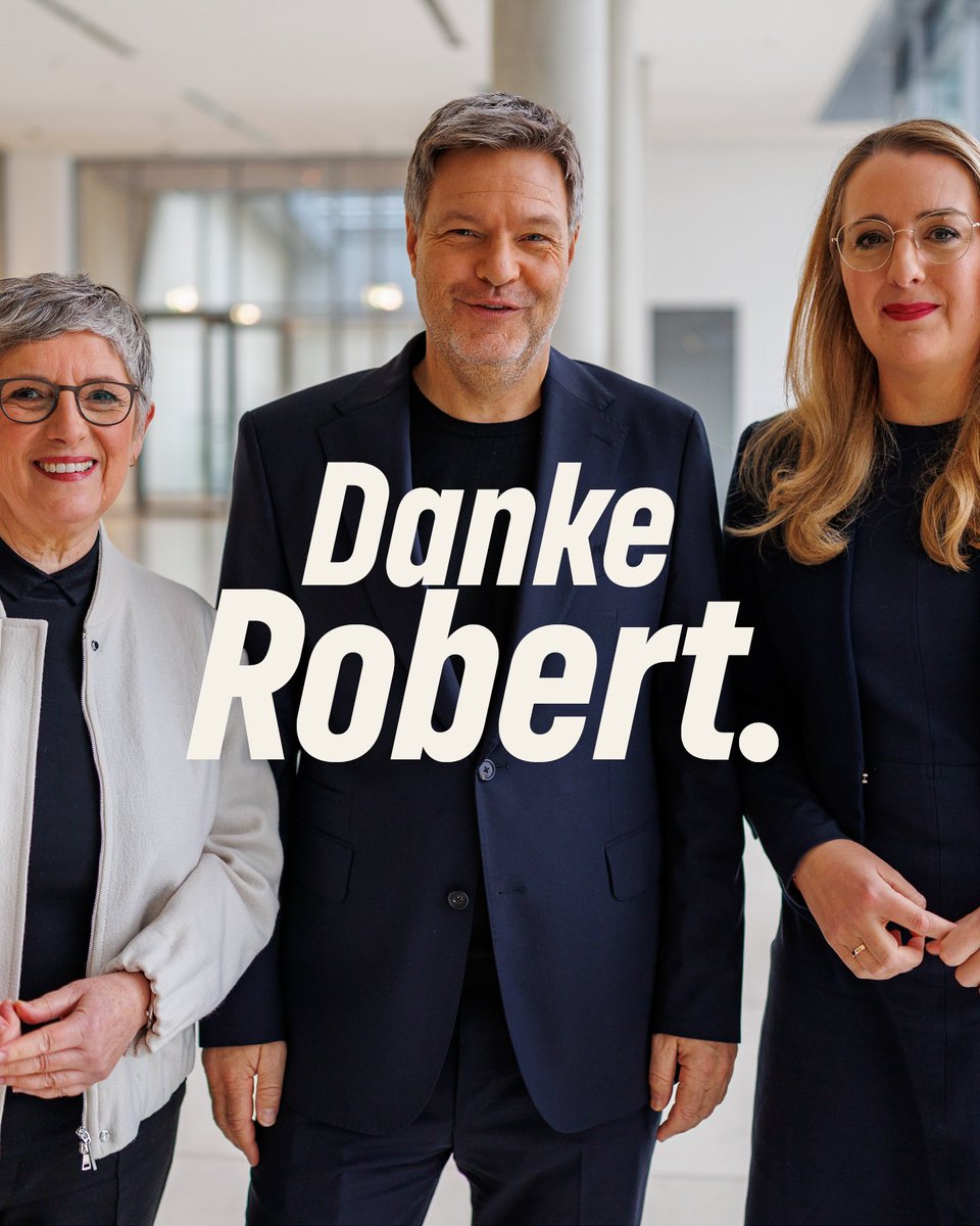 Grüne im Bundestag 🇪🇺🏳️🌈 (@gruenebundestag) on Twitter photo Lieber <a href="/roberthabeck/">Robert Habeck</a>, wir werden Dich vermissen.
Du bist ein Mensch, der aus tiefer Überzeugung dafür eingetreten ist, dass Politik anders sein kann und muss. Dass Haltung und Werte zählen. Das ist heute wichtiger denn je. Danke für alles.
1/2 Lieber <a href="/roberthabeck/">Robert Habeck</a>, wir werden Dich vermissen.
Du bist ein Mensch, der aus tiefer Überzeugung dafür eingetreten ist, dass Politik anders sein kann und muss. Dass Haltung und Werte zählen. Das ist heute wichtiger denn je. Danke für alles.
1/2