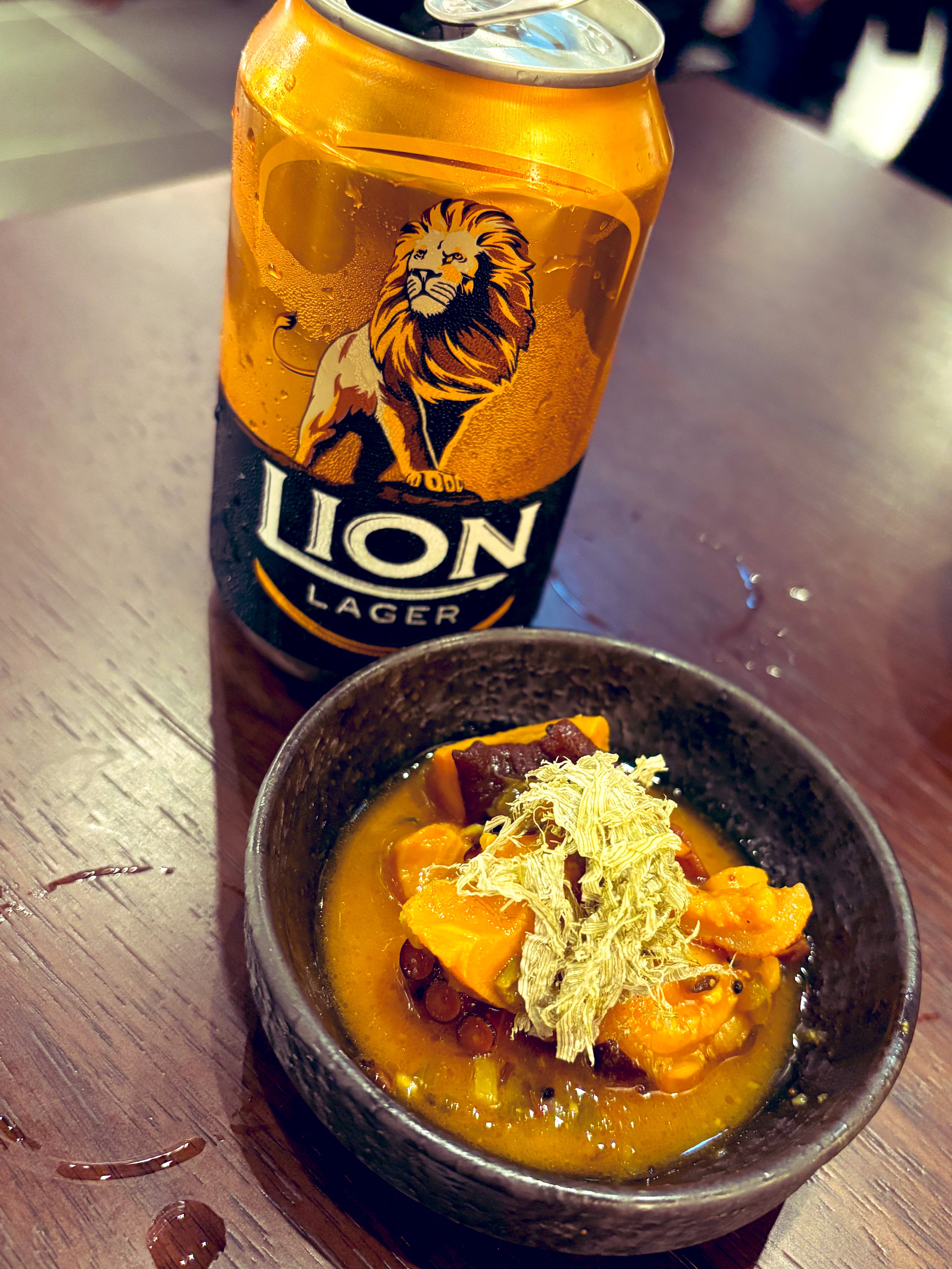 ネコオーバル缶 nekolabpackage.jpg