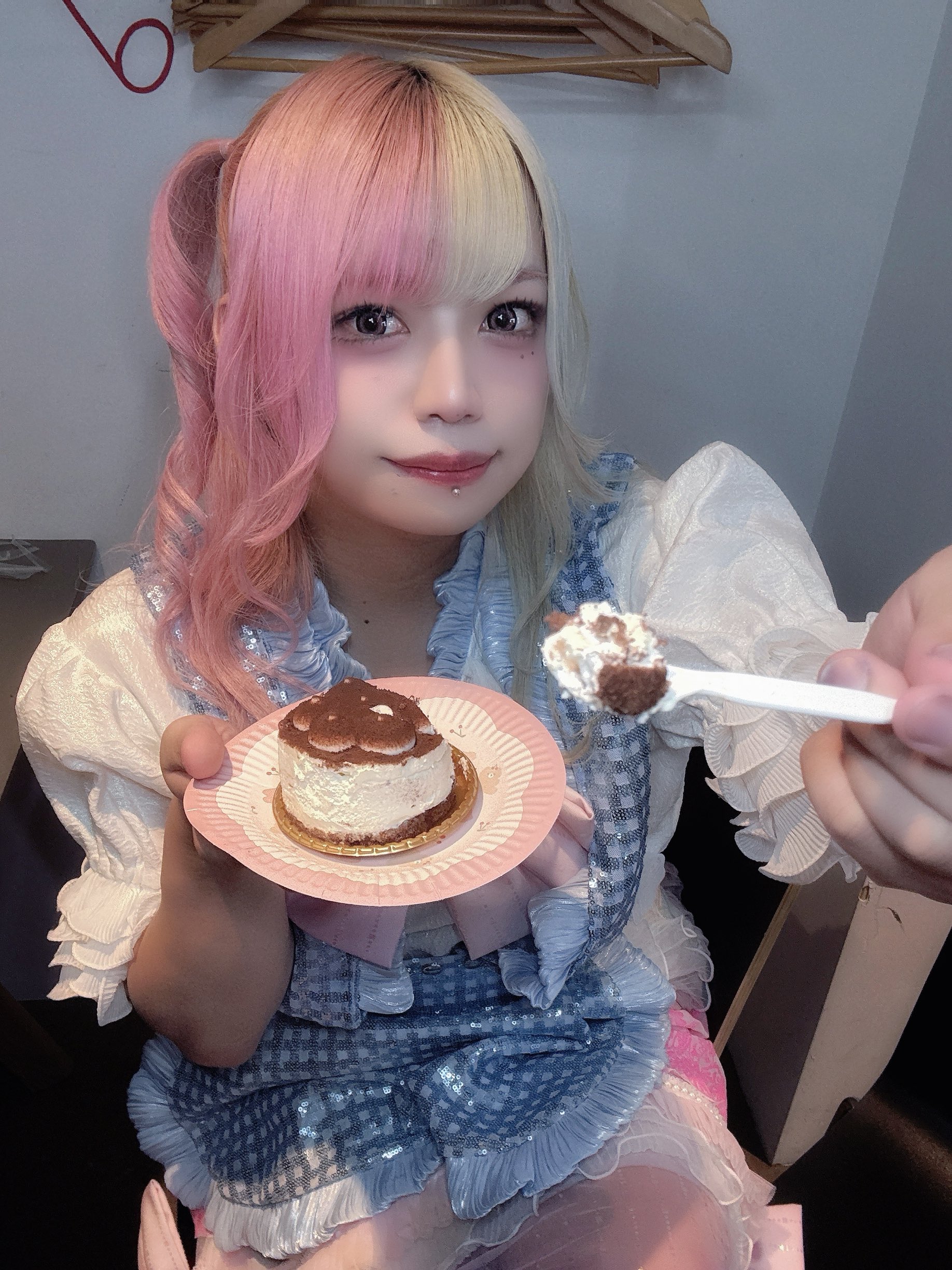 うらら🥹10月22日O-EAST😼 (@dennou_urara) / X
