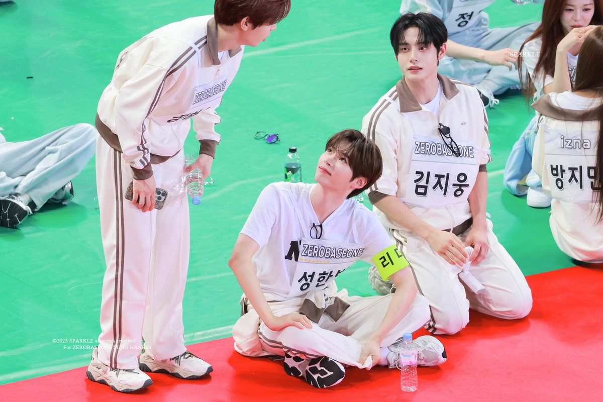 totyneul's tweet image. oh