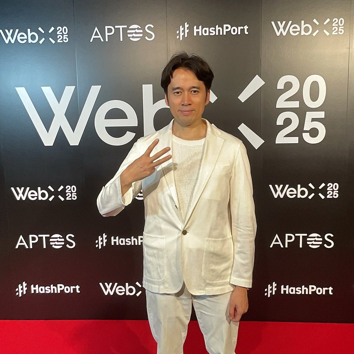 WebX2025の1日目が無事に終了しました。非常に盛会で、会場が文字通り熱気に包まれていましたが、確実にこのイベントを通して、日本のWeb3市場が変わることが世界に伝わったと思います。  ドローンによるビットコインショーも素晴らしかったです。
