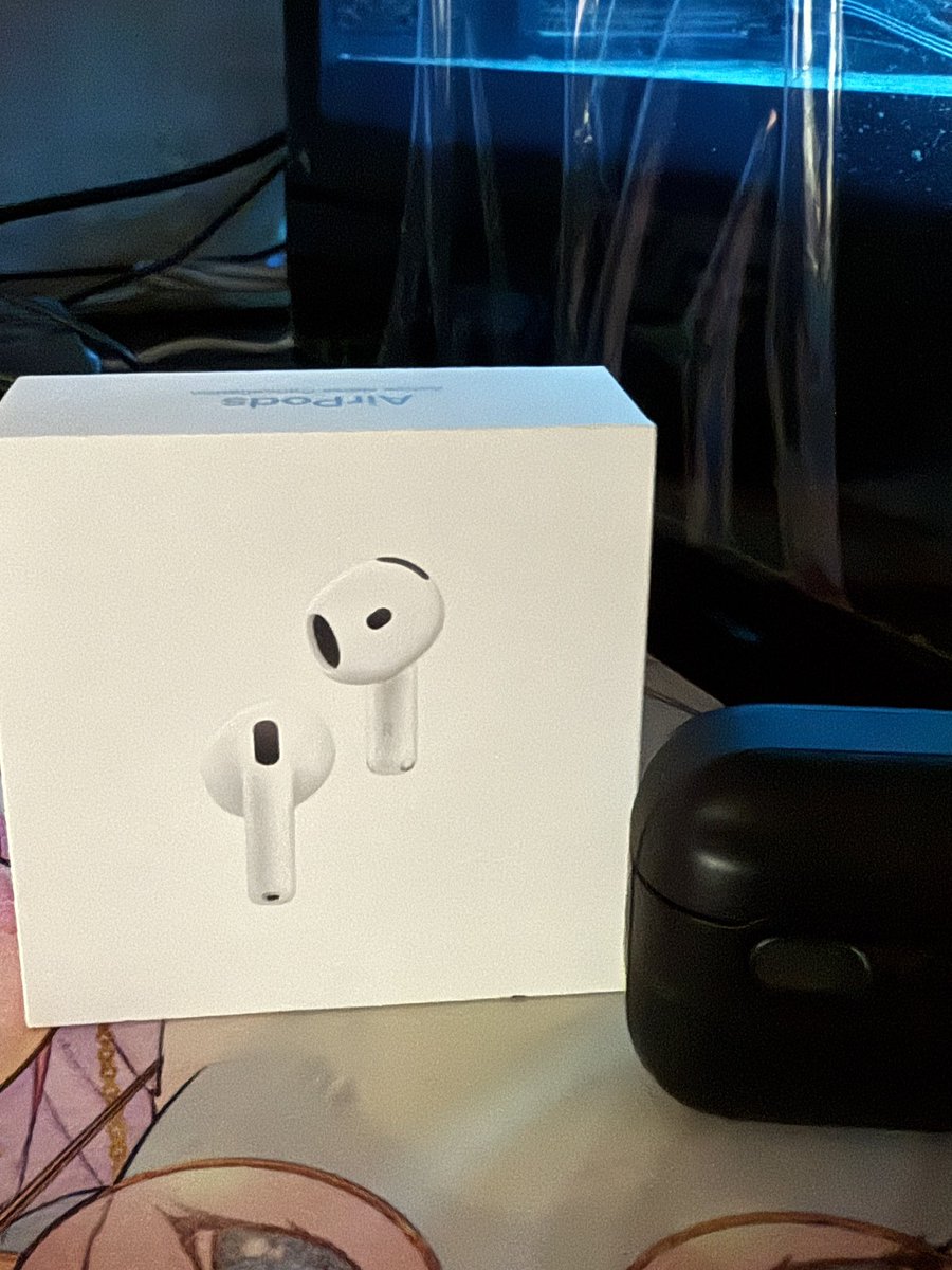 여자친구에게 선물 받았어요 🥰