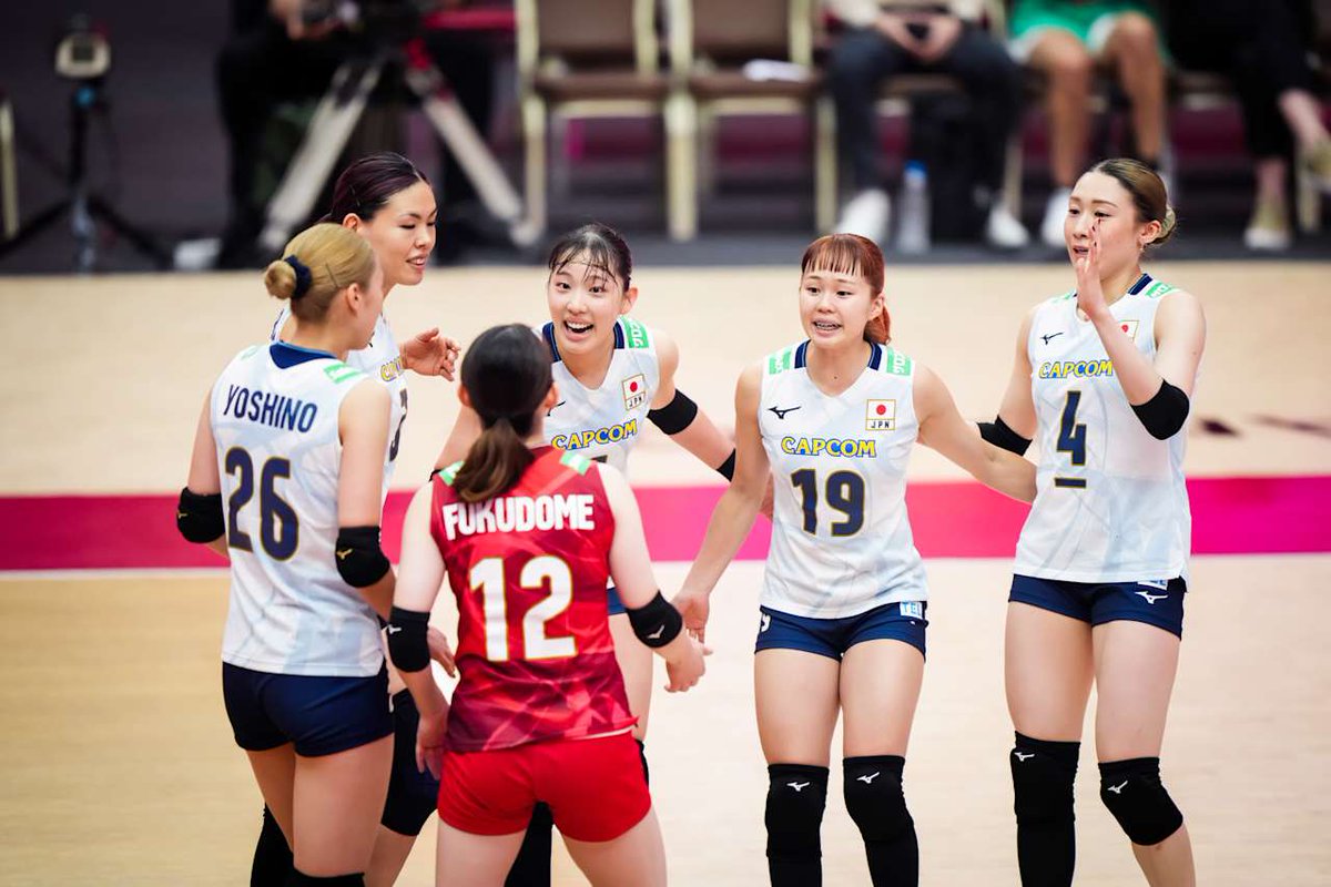 バレーボール V400W-AT-TR | 株式会社ミカサ MIKASA｜ボール・スポーツ用品