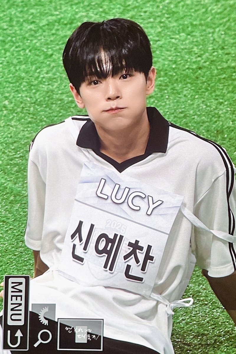 250825 아육대 프리뷰 #신예찬

얼굴로 기선제압 하기 잇나요 ㅜㅜ