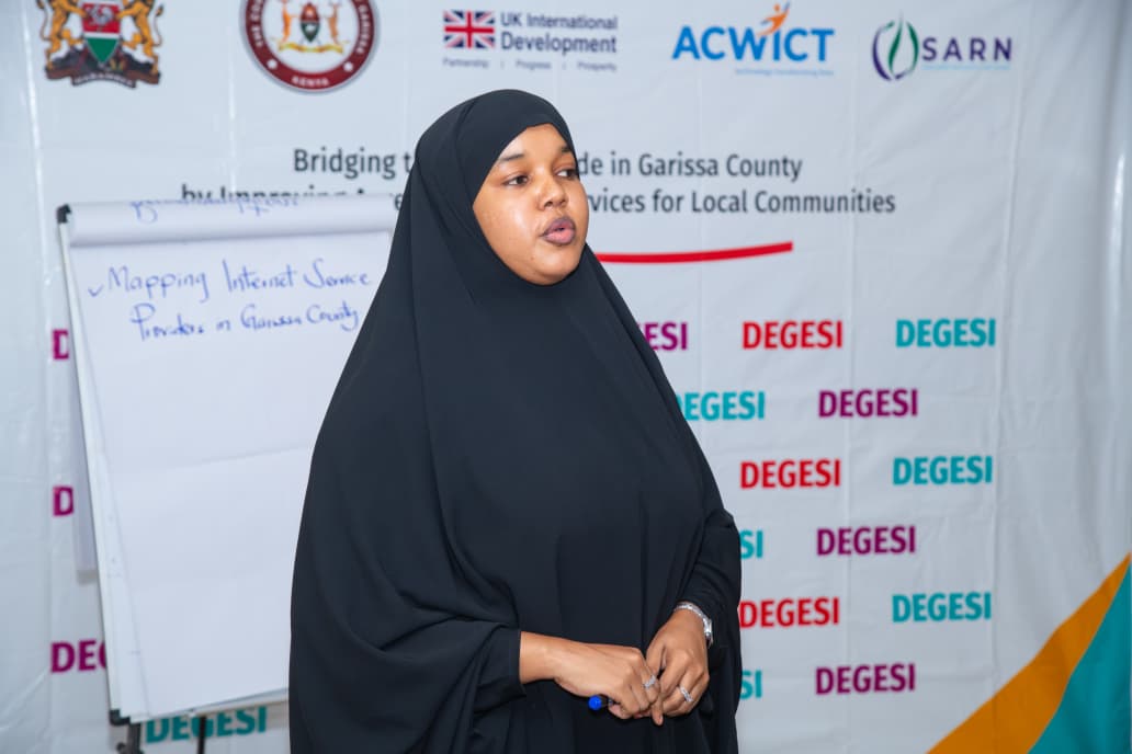 SARN_Ke's tweet image. WE held a meeting with Garissa’s Internet Service Providers under #DEGESI project to . map their reach to bridge the connectivity gap and ensure remote communities aren’t left behind.
Stronger networks = stronger communities
#InternetForAll #DigitalEquity #GarissaRising #UKAID