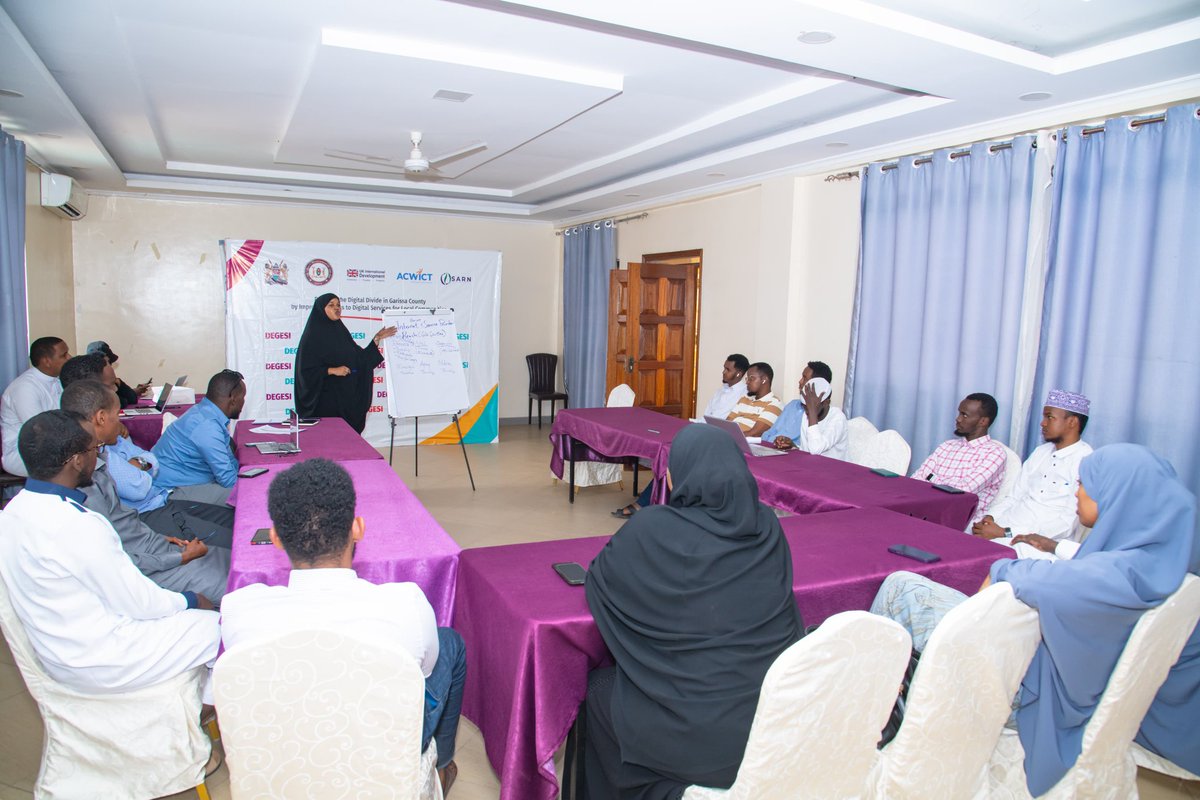 SARN_Ke's tweet image. WE held a meeting with Garissa’s Internet Service Providers under #DEGESI project to . map their reach to bridge the connectivity gap and ensure remote communities aren’t left behind.
Stronger networks = stronger communities
#InternetForAll #DigitalEquity #GarissaRising #UKAID