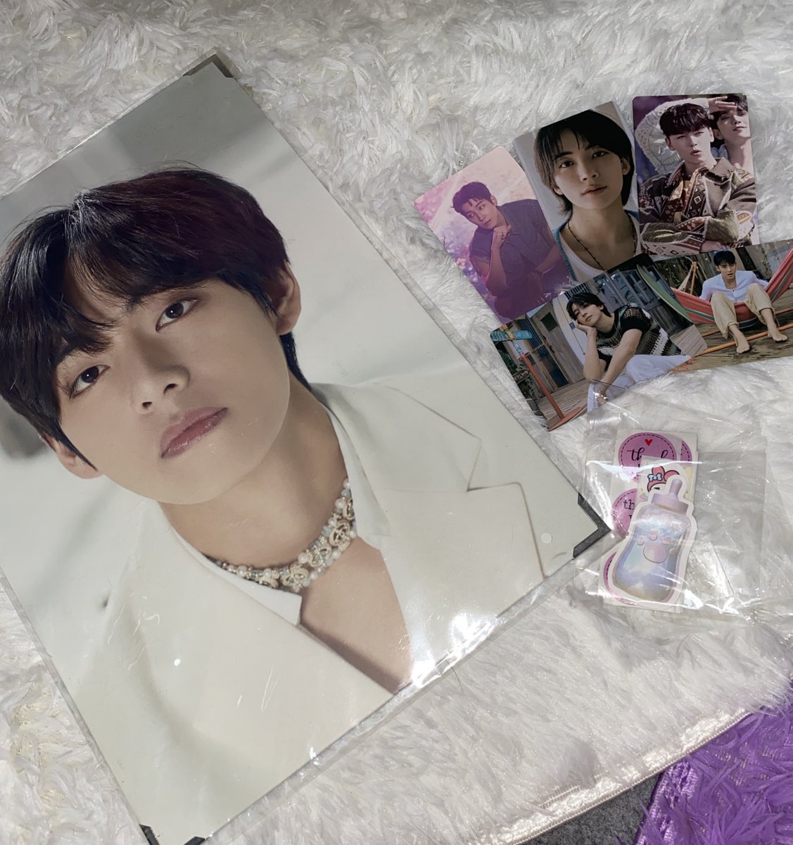 tkheecart's tweet photo. thank you so much po for this very steal fries taeh premium photo, @lovrverkz🥰 it came home safely po❤️❤️

 #kizproofz https://t.co/naWEU2N0Mo