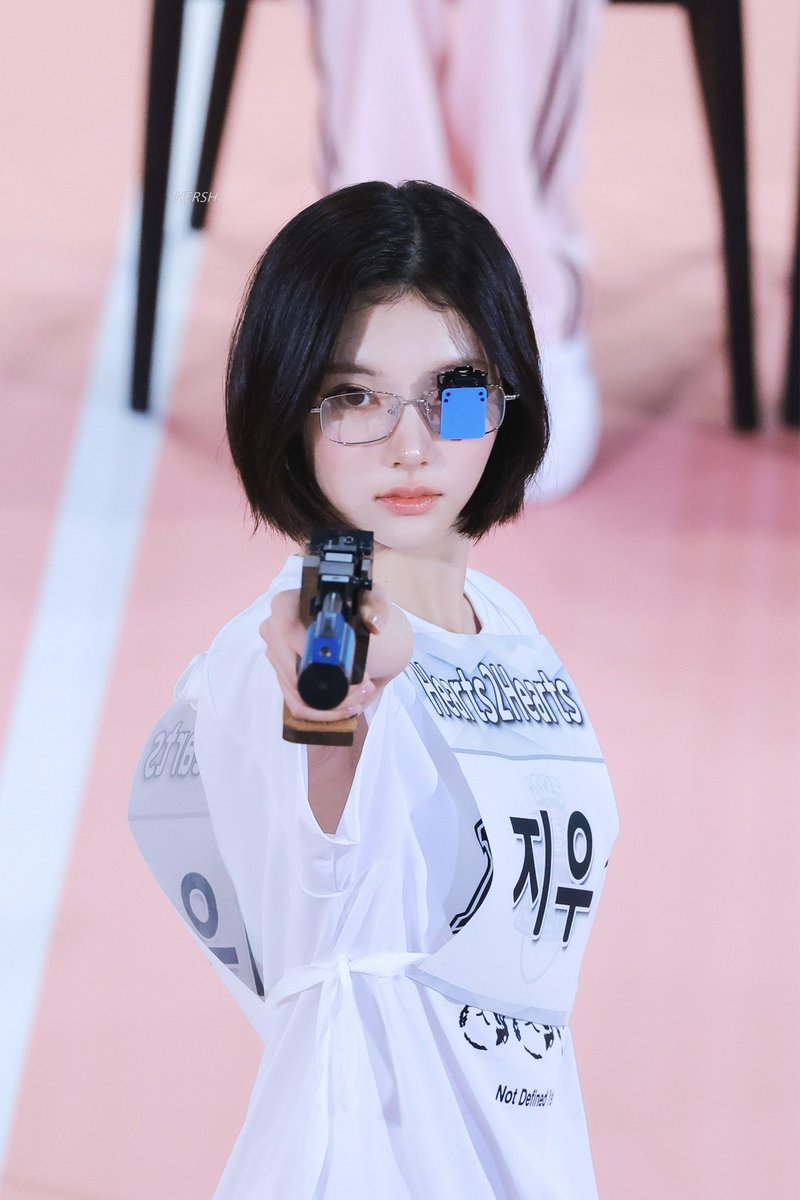 jiwoo pics tweet media