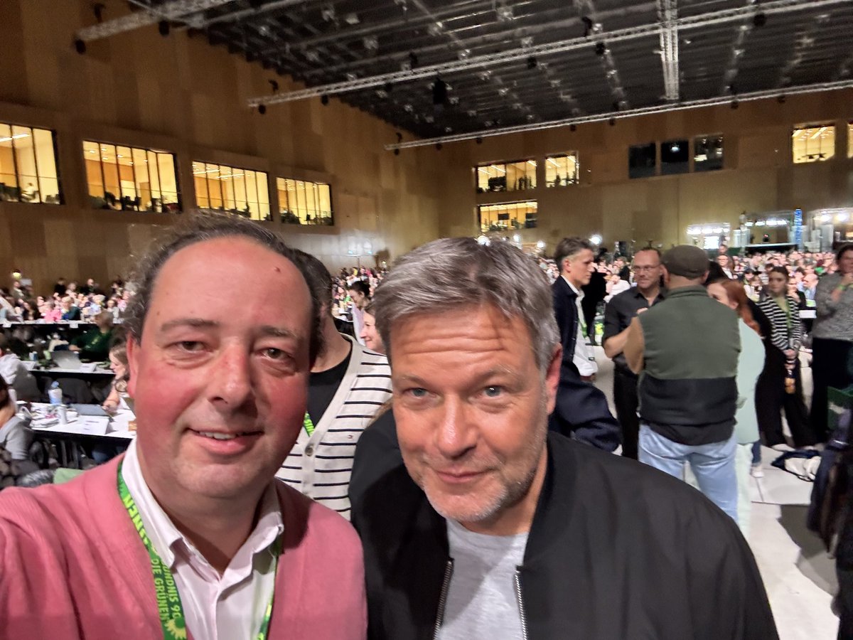 „Dieses fetischhafte Wurstgefresse von Markus Söder ist ja keine Politik.“

Danke Robert