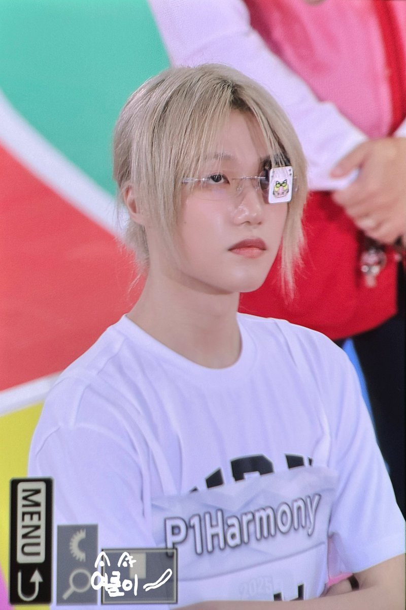 summer1on's tweet photo. 출 격 https://t.co/GLQXZCW2Ae