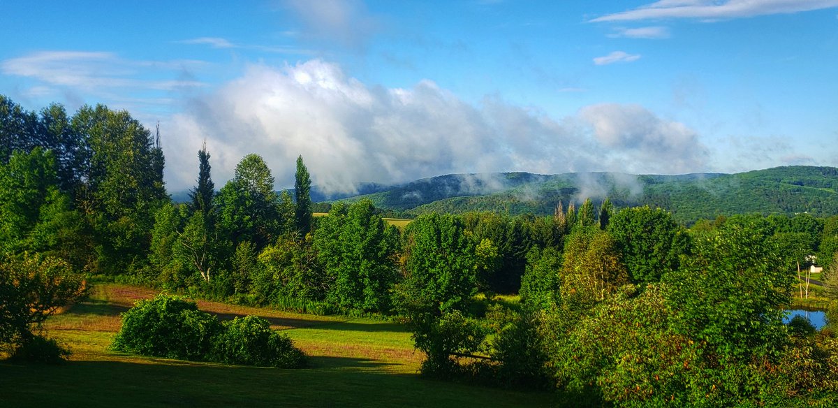 This mornings coffee views are top notch
DiscoverLINY  <a href="/News12Weather/">News 12 Weather</a> <a href="/GarofaloWX/">Meredith Garofalo</a> <a href="/LorinOnTV/">Lorin Richardson</a> <a href="/SamanthaAugeri/">Samantha Augeri</a> <a href="/AddisonGreenWX/">Addison Green</a> <a href="/StormHour/">#StormHour</a> <a href="/ThePhotoHour/">#ThePhotoHour</a> <a href="/hoffmanrich/">RichHoffmanWeather</a>  <a href="/WeatherGeoff/">Geoff Bansen, CBM</a>