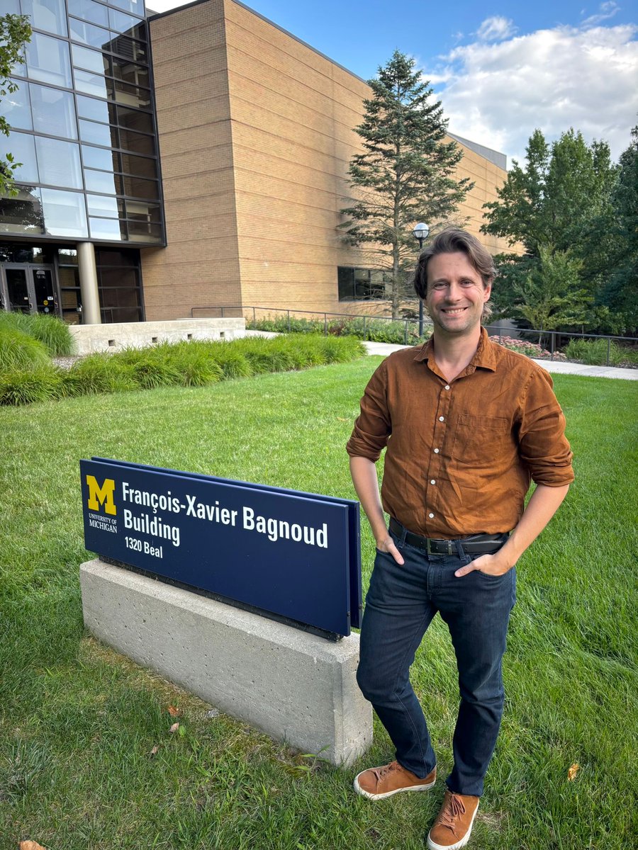 ricardovinuesa's tweet image. Super excited to start my appointment at @UMich @MichiganAero!! The #VinuesaLab will keep working on #AI, #Computational and #Experimental methods for #FluidMechanics and #Turbulence (but open to many other exciting problems)!!
Feel free to reach out!
#GoBlue!!