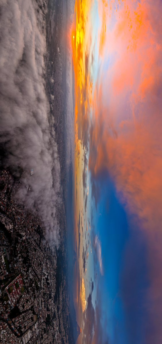 Amanecer de 25 de agosto de 2025 sobre Ciudad de Guatemala. 

Pase por sus 🎈🎈 a mi perfil.