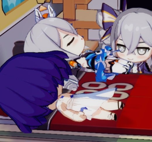 아직도 잘때 떠잇네 괴웃겨ㅠ