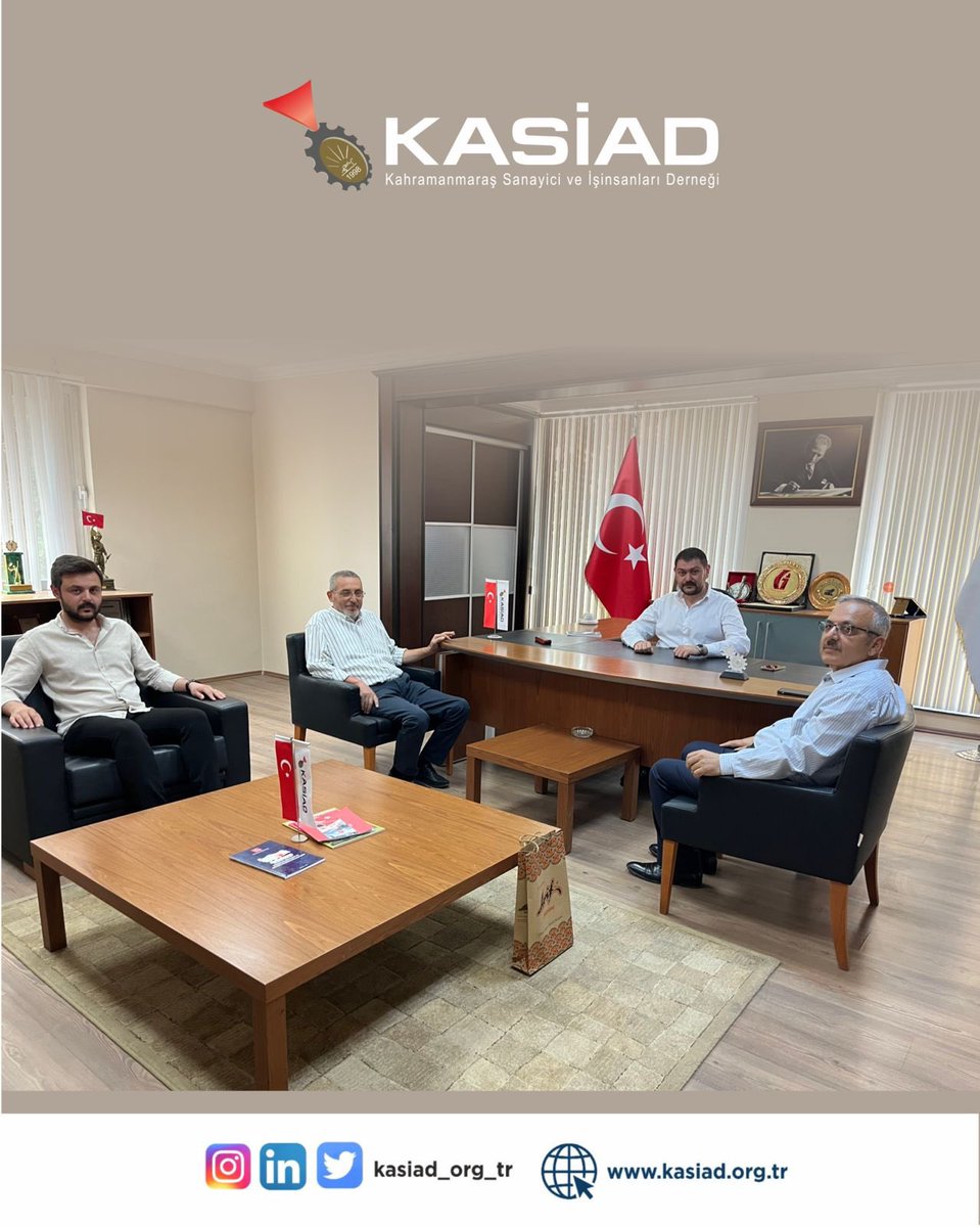 15. Olağanüstü Genel Kurul’un ardından, EDEMAK firması adına Adnan Toprak ve İsmail Gözükça, Yönetim Kurulu Başkanımıza hayırlı olsun ziyaretinde bulundu.
Nazik ziyaretleri için teşekkür eder, iş dünyasında dostluk ve dayanışmanın devamını dileriz.