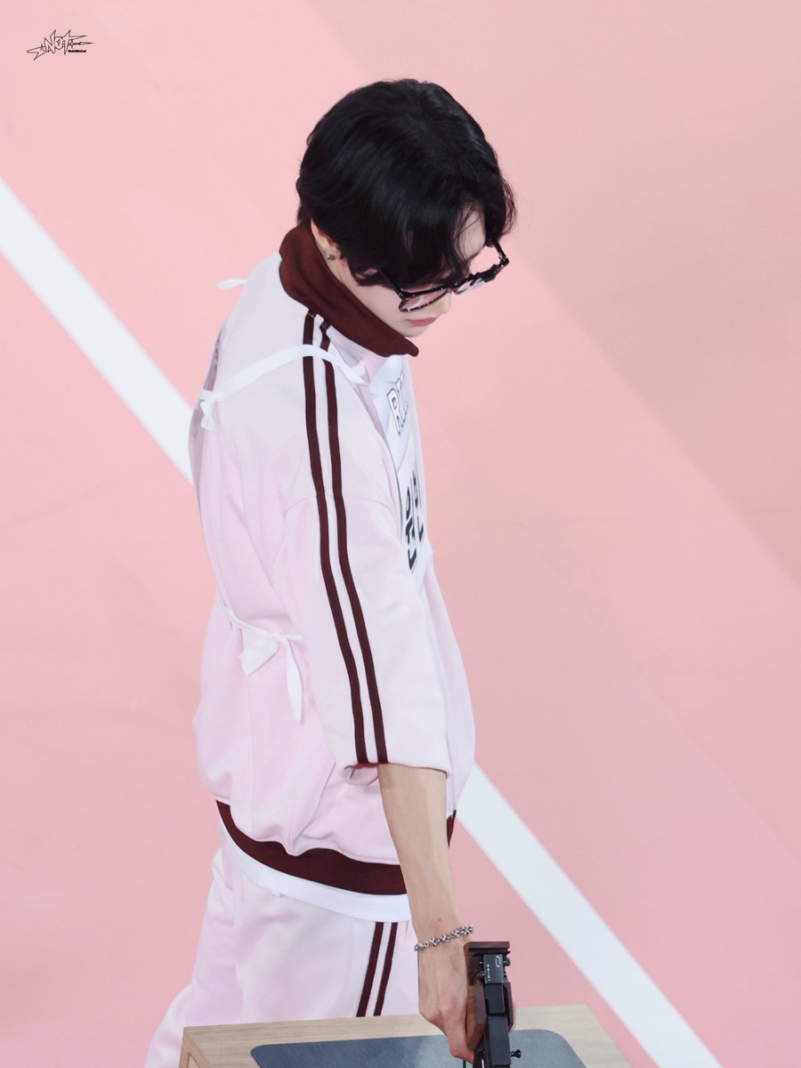 250825 아육대      

#라이즈 #원빈 #RIIZE #WONBIN #ライズ #ウォンビン