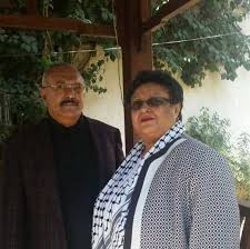 إلى كل قواعد المؤتمر الشعبي العام الأعزاء، في الداخل والخارج
تمرّ بلادنا بظروف صعبة، مع احتلال الحوثي الإرهابي للعاصمة صنعاء وانقلابهم على الدولة ومؤسساتها، وما يزيد الأمر صعوبة هو الحب والانتماء العميق لكل واحد منكم للمؤتمر الشعبي العام ولروح الزعيم الشهيد علي عبدالله صالح.