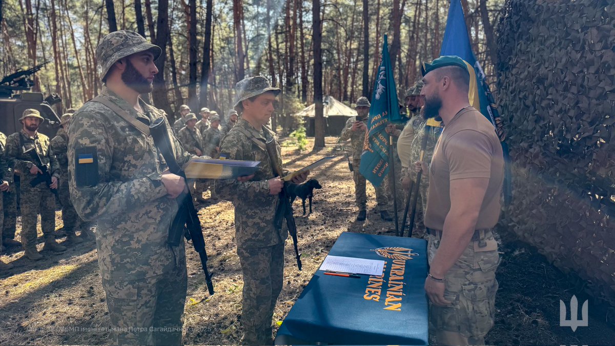 38obrmp's tweet photo. Taking the Oath is not just a formality – it is a promise to defend Ukraine with heart and soul and is also a commitment to defend the values of freedom and democracy we share with the free world, whatever the cost.
Together, we stand unbroken 🇺🇦🌍
This is how warriors are born💪 https://t.co/vSE5EcBs9o