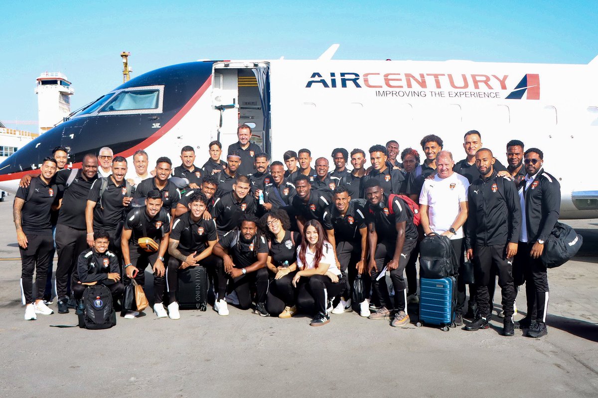 CibaoFC's tweet photo. ¡NOS VAMOS A BARBADOS EN BUSCA DE LOS 3️⃣ PUNTOS! 🇧🇧✈️🇩🇴 https://t.co/cN3jOqUw21