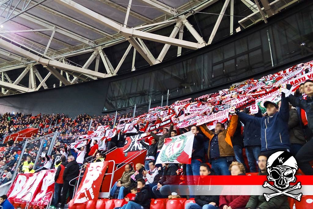 San Mamés siempre ha sido sinónimo de fiesta para la afición rayista.

Hoy <a href="/Tebasjavier/">Javier Tebas Medrano</a> y los horarios de <a href="/LaLiga/">LALIGA</a> nos la roban

NO AL FÚTBOL ENTRESEMANA