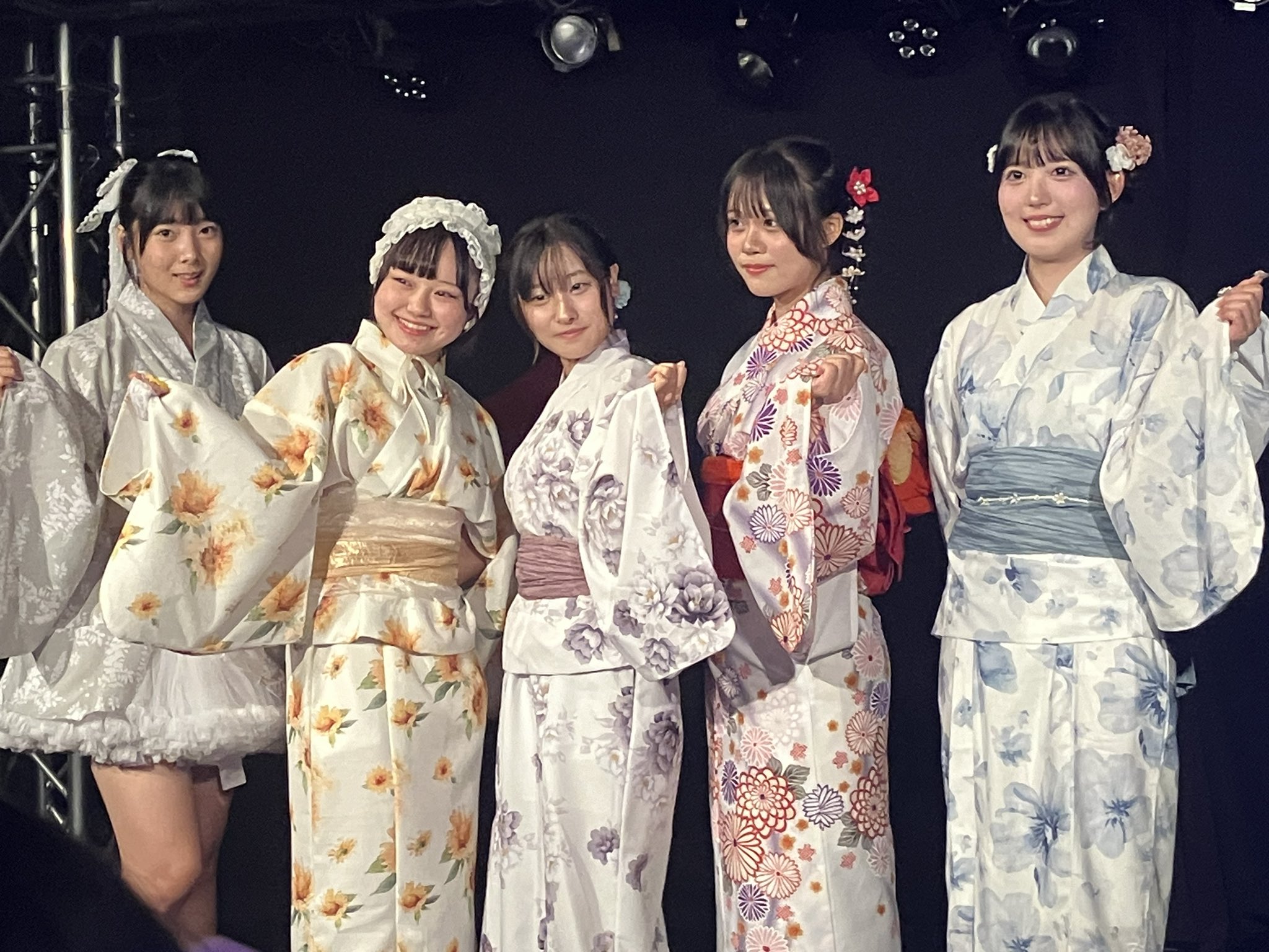 ひなのページ シェードフラワープリーツティアードワンピース -short