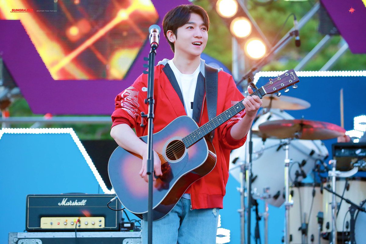 뭉실☁️ tweet media