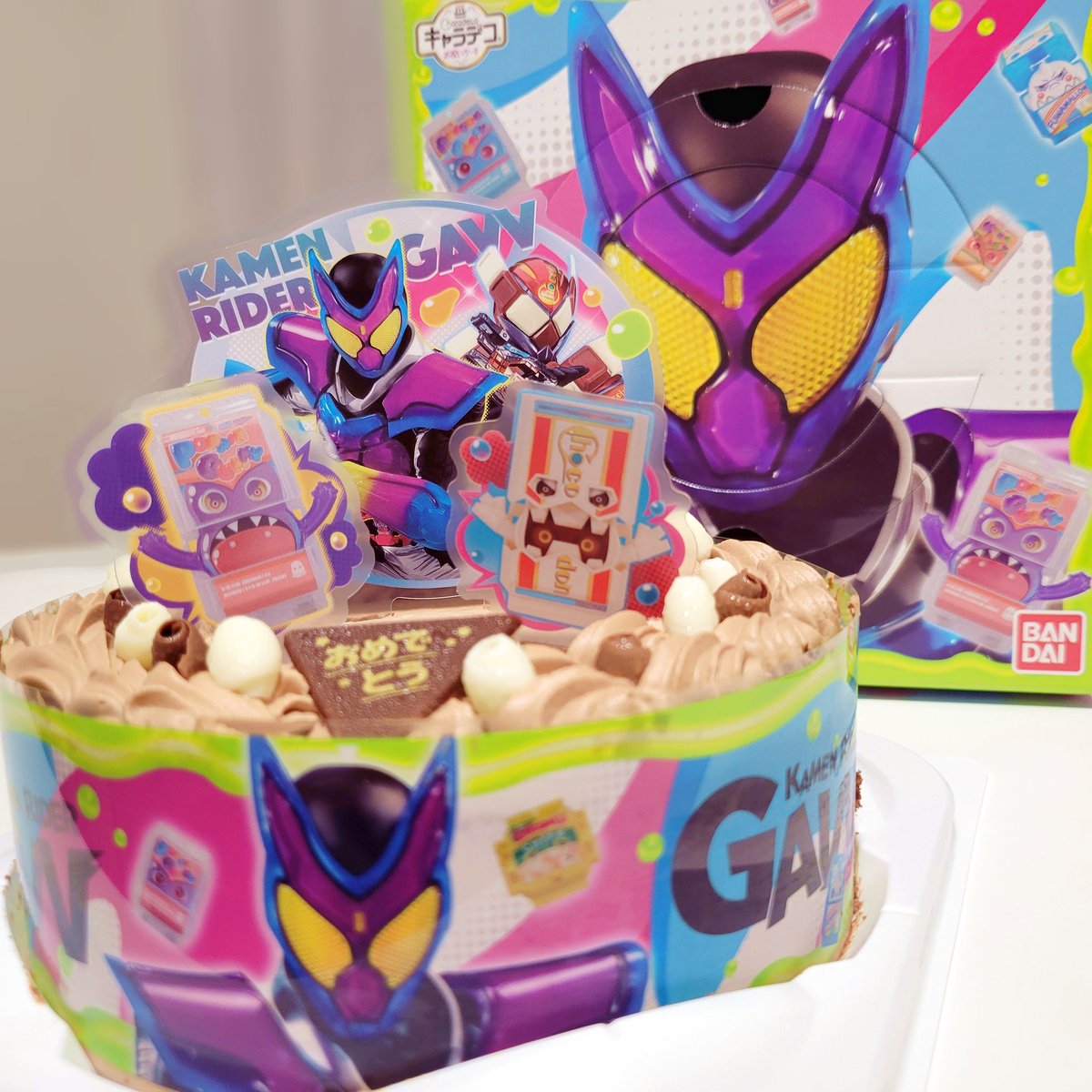 初キャラデコケーキ記念にキャラデコケーキを食べます🍽