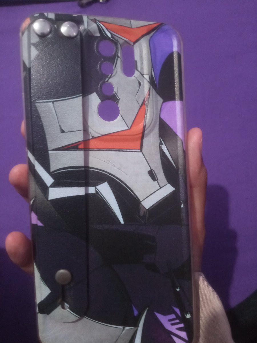 Wahoo! my phone's clothing finally arrived!