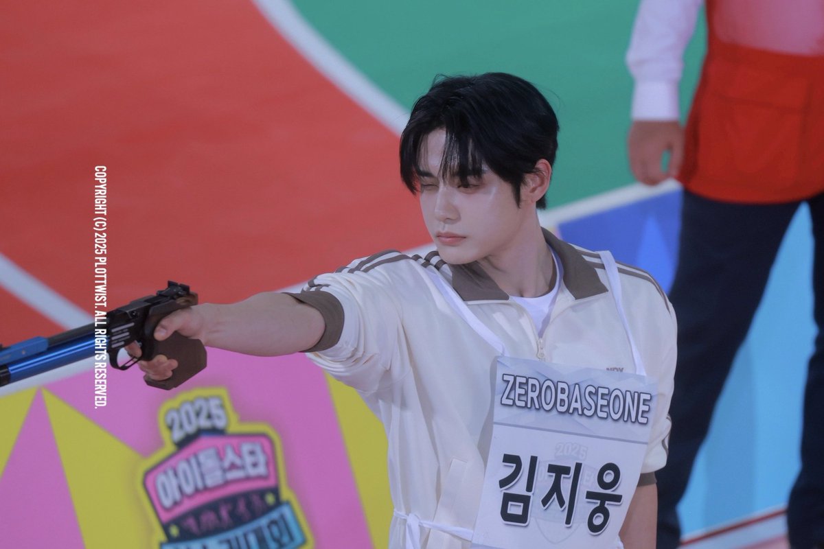 9804pics's tweet photo. archery and pistol shooting are different sport but your face is still slaying the same! don't be hard on yourself please 🥹🫳🏻 https://t.co/aDzeYTpzCA