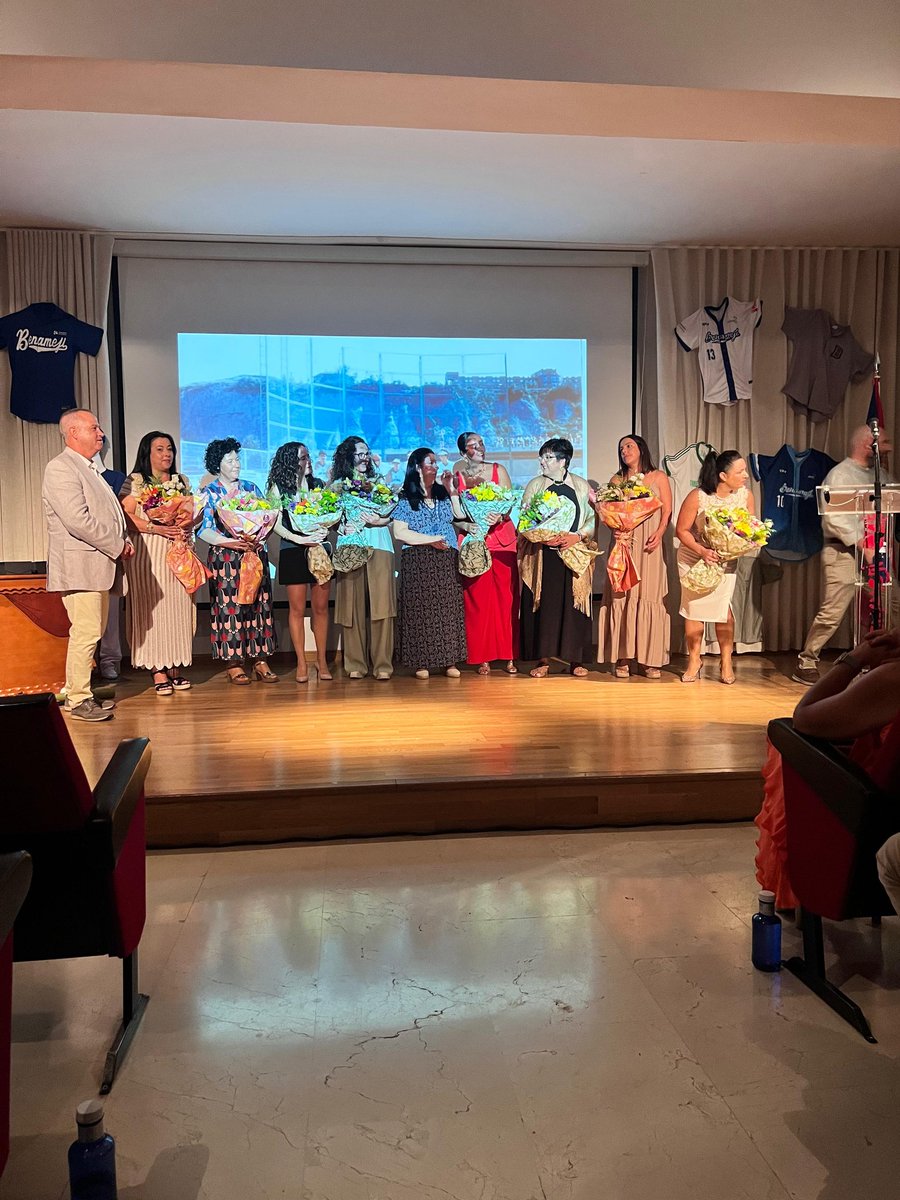 Emotiva celebración ayer del 40 Aniversario del Benamejí BC. Felicidades al club y mi agradecimiento a todos sus presidentes, colaboradores y un Ayuntamiento comprometido.