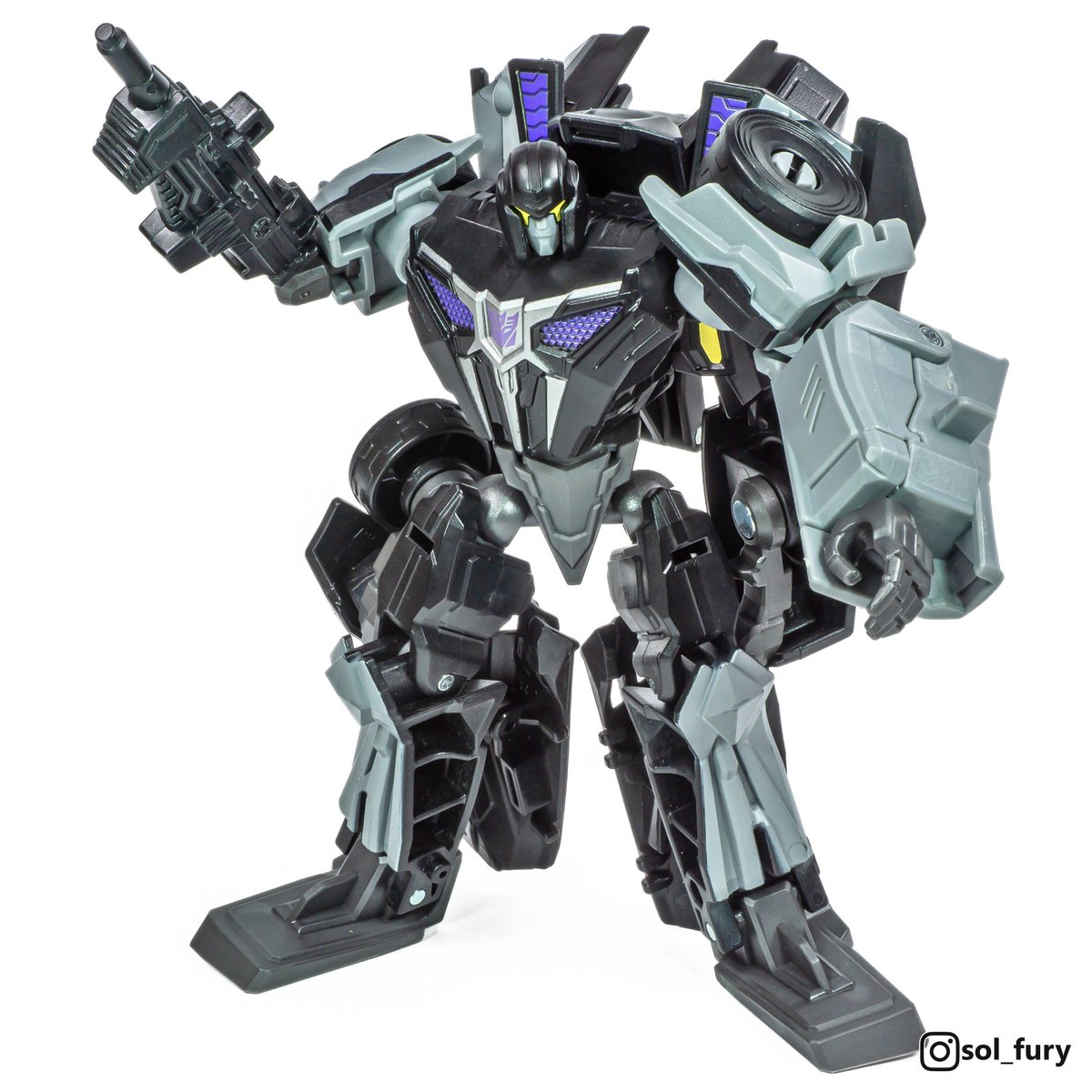 SolFury's tweet image. Barricade - Transformers Studio Series Gamer Edition (Deluxe class, 2023)

A 2023 toy of a 2010 character that feels like a toy from 2005.

#transformers 
#transformersstudioseries
#warforcybertron
#fallofcybertron