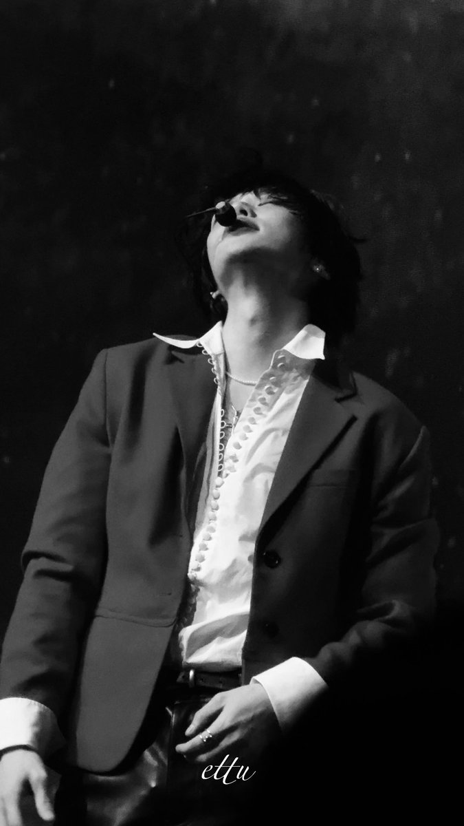 250824 틴탑 콘서트 
#틴탑 #니엘 #NIEL

개쩌는 니엘 사진 공유함🤤