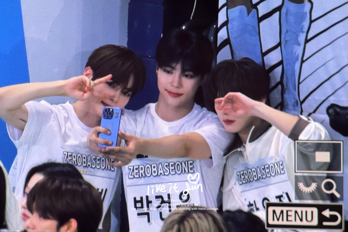 𝒍𝒊𝒌𝒆 𝒊𝒕 𝒈𝒖𝒏 🖤 tweet media