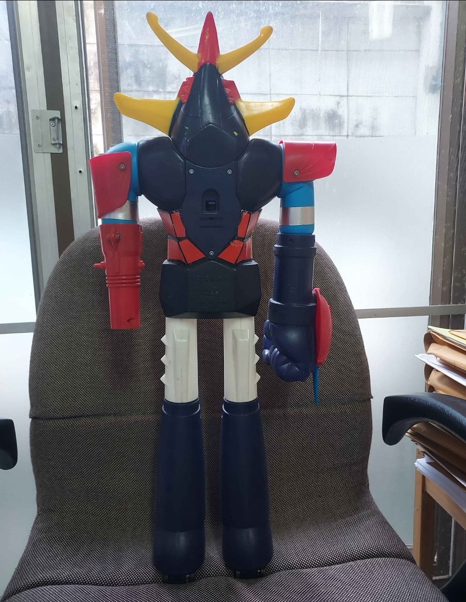 危ねえ、お給料日に勇者ライディーンのジャンボマシンダーなんか出品しないでぇぇww
ウチは買ってもらえなかったんよね、ジャンボマシンダー。