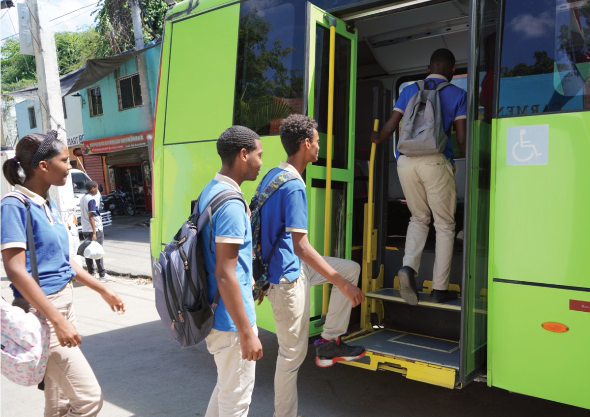 ¡LISTOS! Así están nuestros autobuses para iniciar junto a miles de estudiantes este año escolar, porque satisfacer las necesidades de transporte de nuestros usuarios siempre será nuestra prioridad.

Con nosotros, viaja tranquilo, seguro y económico a tu centro de estudios. 💚