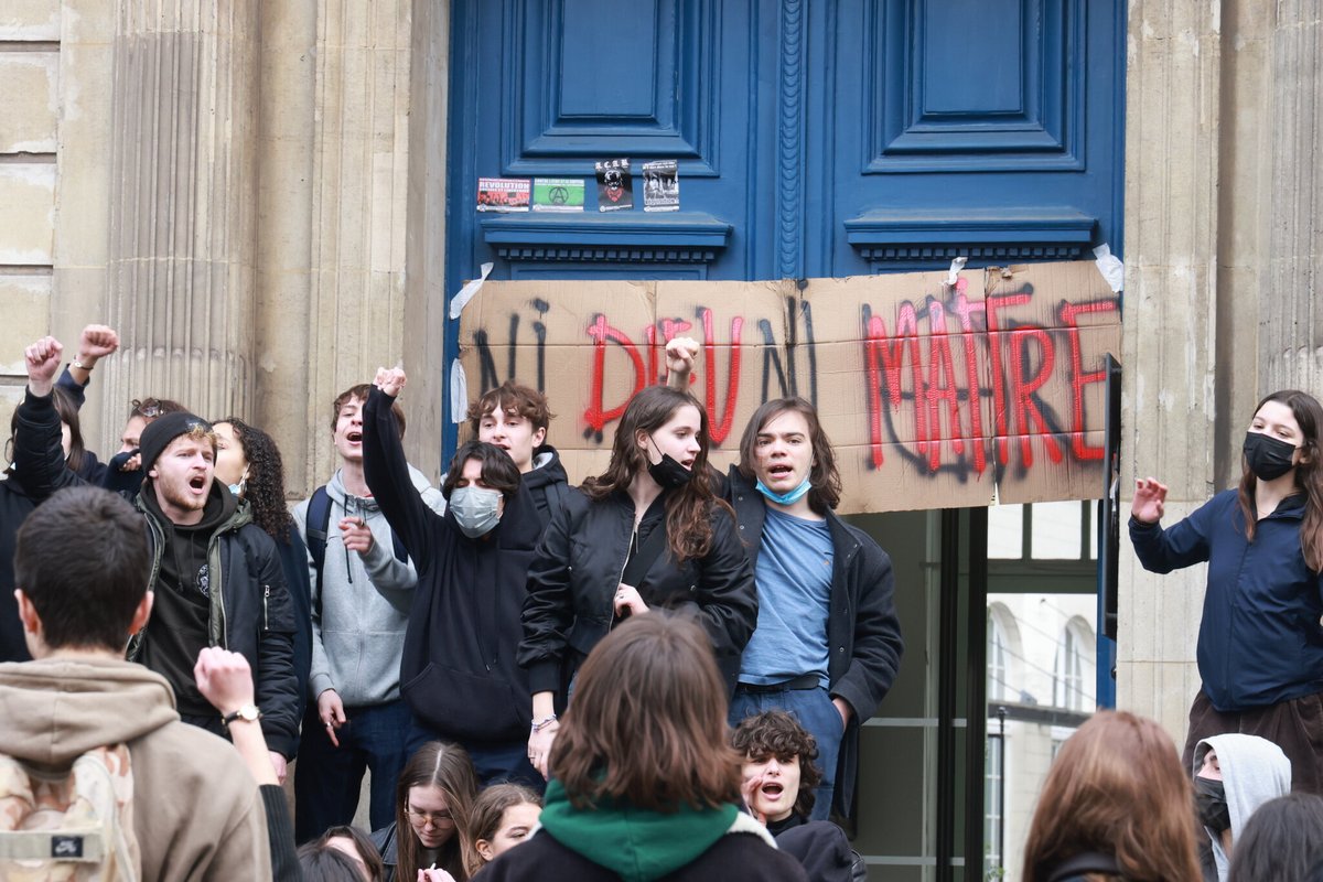 Le principal syndicat lycéen «appelle au blocage des établissements» pour le mouvement du 10 septembre 

➡️ l.leparisien.fr/VpQ6