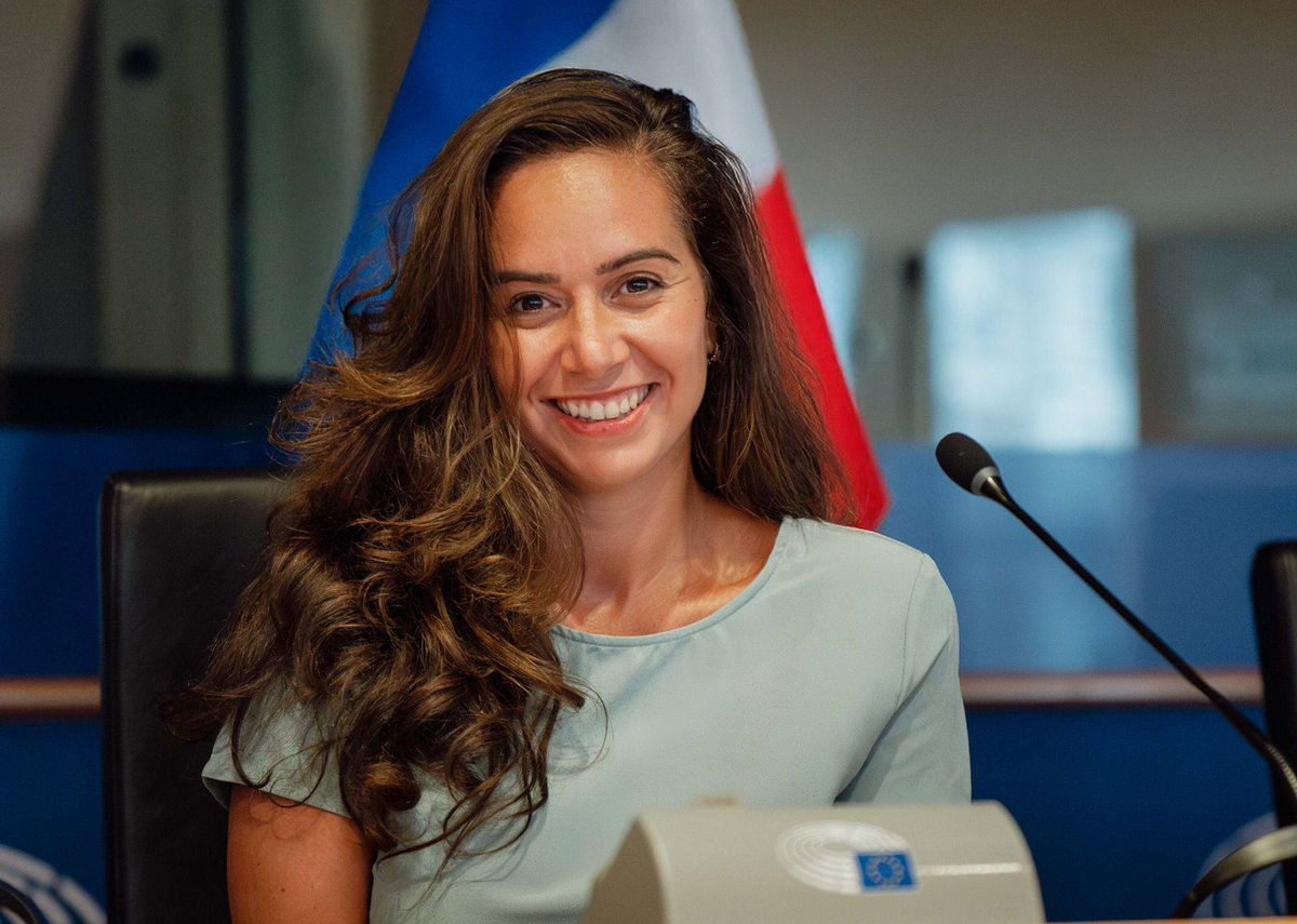 Bastion (@bastionmediaoff) on Twitter photo 🚨🇫🇷 𝗔𝗟𝗘𝗥𝗧𝗘 𝗜𝗡𝗙𝗢 — Après avoir ACCEPTÉ un débat face à Sarah Knafo, le député LFI Antoine Léaument NE RÉPOND PLUS à l’organisateur <a href="/Thinker_View/">ThinkerView</a> et semble se défiler. 🚨🇫🇷 𝗔𝗟𝗘𝗥𝗧𝗘 𝗜𝗡𝗙𝗢 — Après avoir ACCEPTÉ un débat face à Sarah Knafo, le député LFI Antoine Léaument NE RÉPOND PLUS à l’organisateur <a href="/Thinker_View/">ThinkerView</a> et semble se défiler.