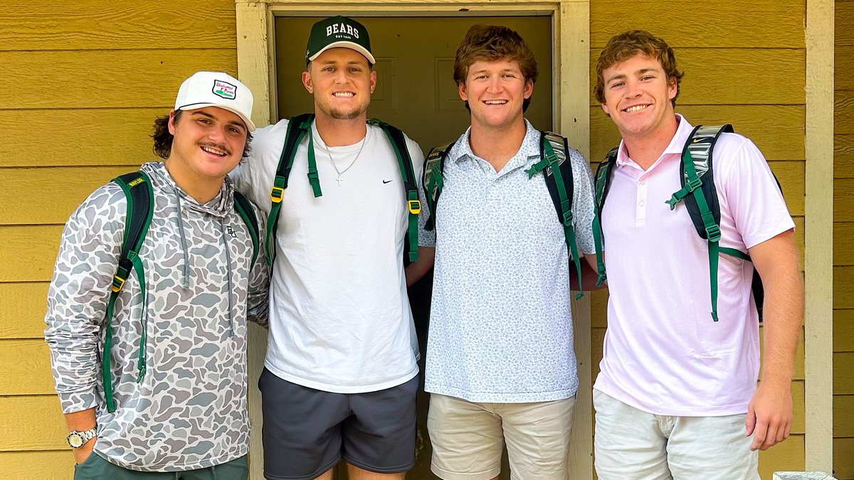 Happy First Day of Class from the Brazos Boys! 📚

#SicEm 🐻⚾️ | #Together