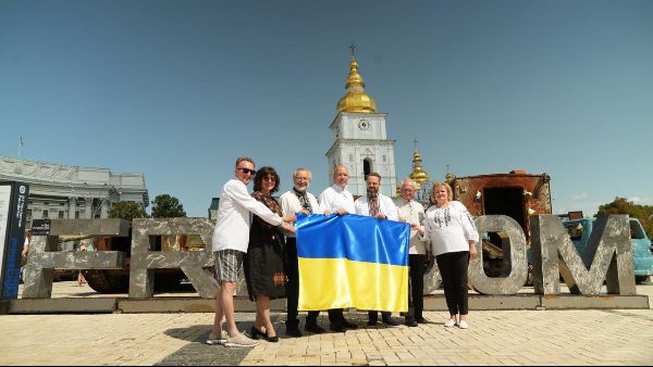 On Ukraine’s 34th Independence Day, UNF National President Jurij Klufas joined celebrations in Kyiv, alongside President Volodymyr Zelenskyy and Canada’s Prime Minister Mark Carney. 

Read the full release - mailchi.mp/d77d48ddeee7/u…