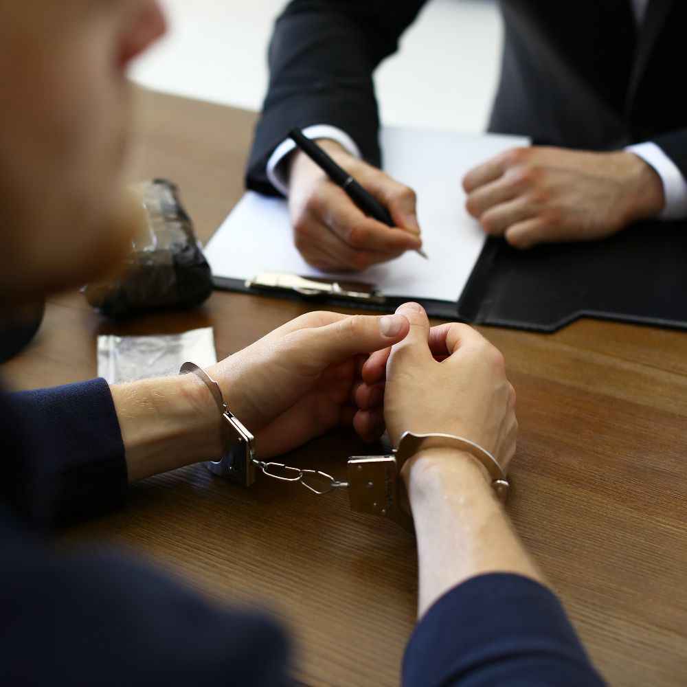 Criminal lawyers specialize in defending individuals accused of criminal activity. They provide legal representation, conduct legal research, and advocate for their clients in court
#Jackson #CriminalDefenseLawyer #DefenseAttorney #LegalExpert #DefendRights #CriminalLawExpert