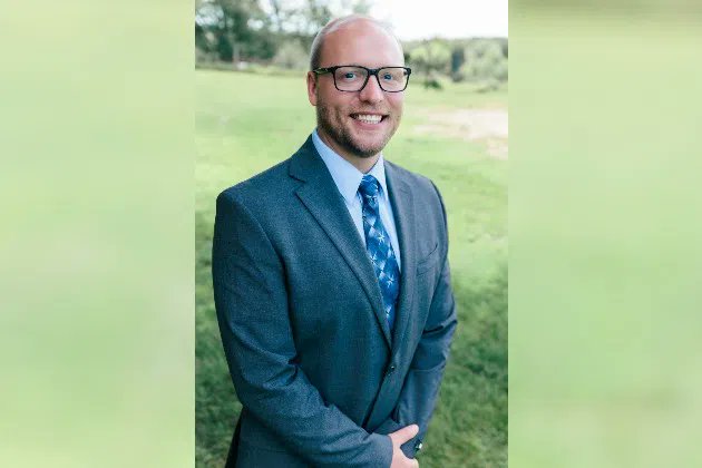 St. Cloud State University Alumni (@scsugrad) on Twitter photo .<a href="/stcloudstate/">St. Cloud State</a> alumnus Luke Langner ’15 has been named the new public services director for the city of <a href="/StCloudMinn/">City of St.Cloud, MN</a>! Congratulations, Luke! #OurSCSU #SCSUGrad #BHuskiesPROUD
knsiradio.com/2025/08/21/cit… .<a href="/stcloudstate/">St. Cloud State</a> alumnus Luke Langner ’15 has been named the new public services director for the city of <a href="/StCloudMinn/">City of St.Cloud, MN</a>! Congratulations, Luke! #OurSCSU #SCSUGrad #BHuskiesPROUD
knsiradio.com/2025/08/21/cit…