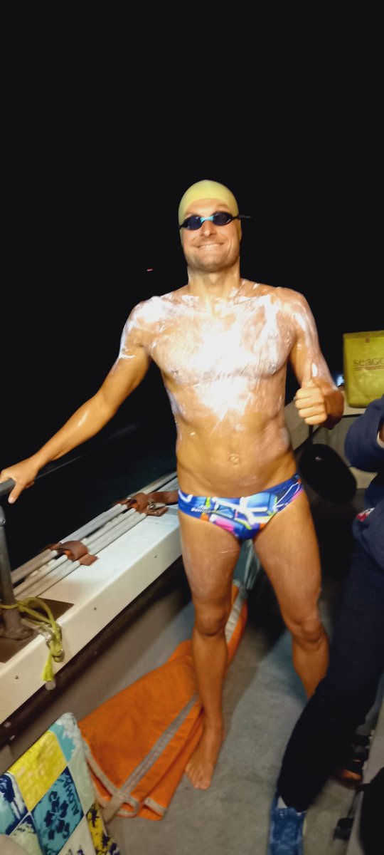 Huge congratulations to Evgenij Pop Acev, who completed his Channel Swim today in an amazing time of 9hrs and 43mins (unratified).
Evgenij is a 3 times world champion and has been inducted into the International Hall of Fame.
channelswimmingassociation.com/.../evgenij...