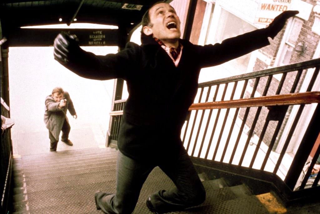 C’est toujours un plaisir de revoir «French Connection» au cinéma. 5 Oscars en 1972 dont meilleur film et meilleur réalisateur pour William Friedkin qui signe une merveille de polar, à partir d’un scénario très documenté. Gene Hackman et Roy Scheider forment un tandem inoubliable