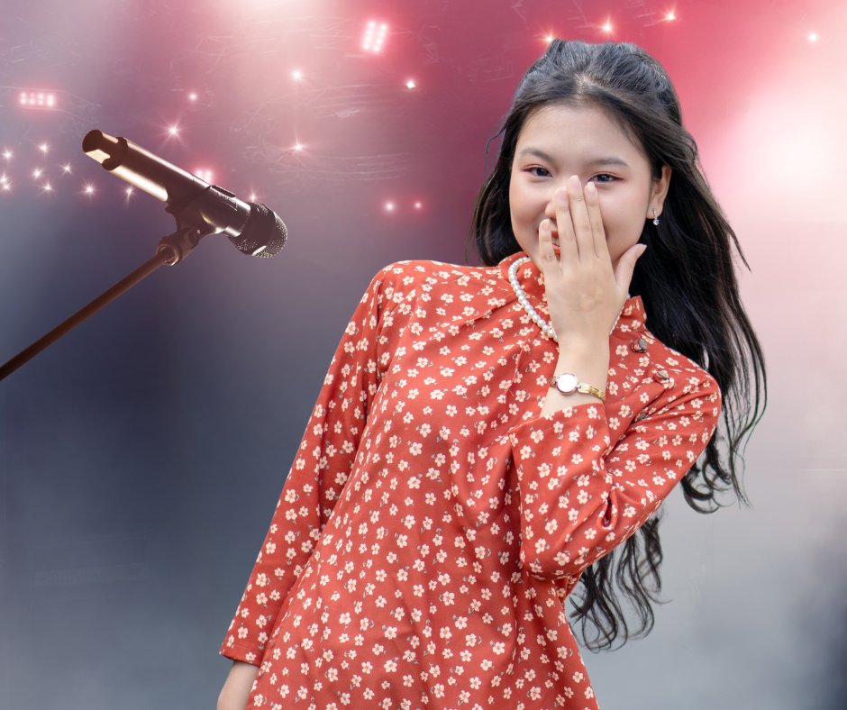 valbastien's tweet image. Why does your voice crack when singing high notes? Learn the causes, solutions, and strategies pro singers use to sing smoothly and with confidence. voiceyourselfsinging.com/post/voice-cra… #voicecrack #singing #singer #singinglessons #vocalcoach #vocallessons #highnotes