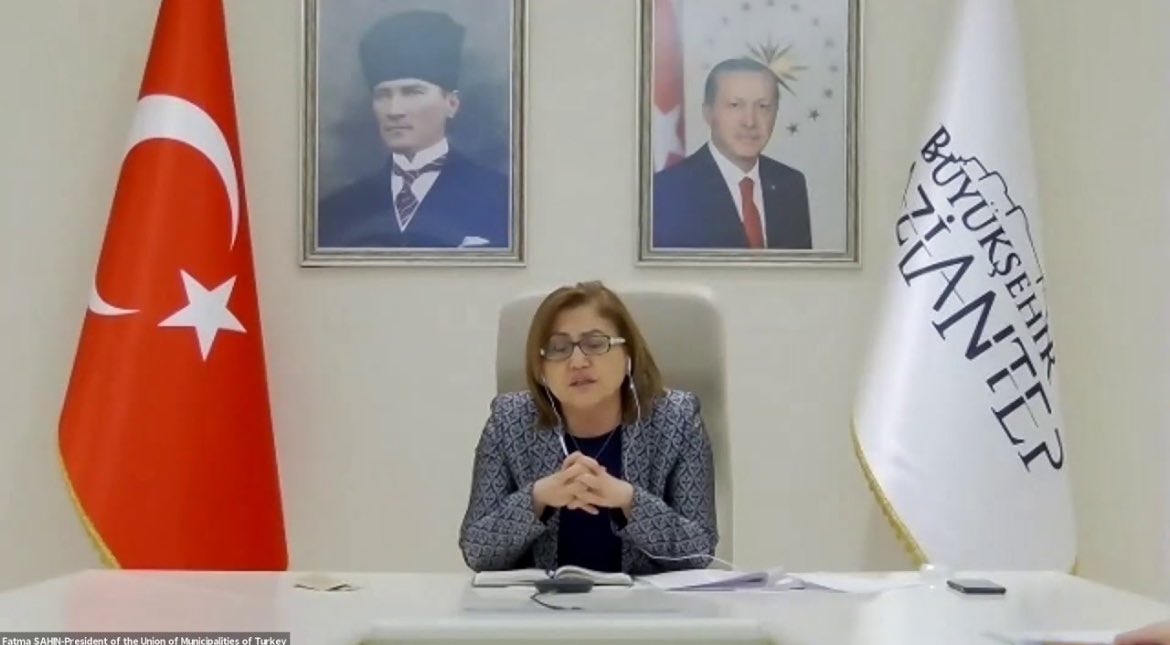 ORC Araştırma Şirketi’nin anketine göre yüzde 60,9’luk oranla Türkiye’nin en başarılı büyükşehir belediye başkanı seçilen Gaziantep Büyükşehir Belediye Başkanımız Sayın <a href="/FatmaSahin/">Fatma Şahin</a>’i tebrik ediyor, çalışmalarında başarılarının devamını diliyorum. 👏🇹🇷 #Gaziantep