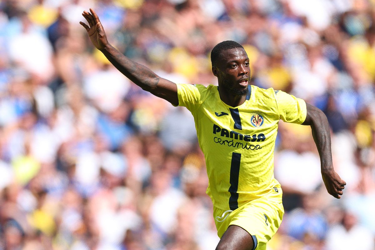 Patrones ofensivos del Villarreal: Perfil derecho

Generar ventajas con Nicolas Pépé como segundo delantero.

Buchanan  indetectable aprovechando las ventajas.

Con ellos vamos a explicar algunos roles de esas posiciones.

[Hilo]