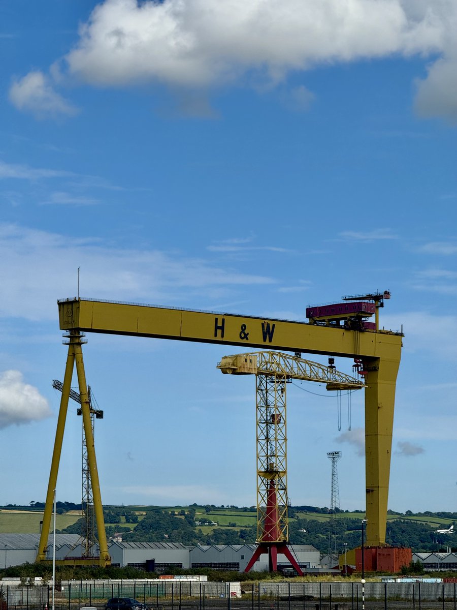 jet__driver's tweet image. afternoon walks: making sure I steer clear of any icebergs.