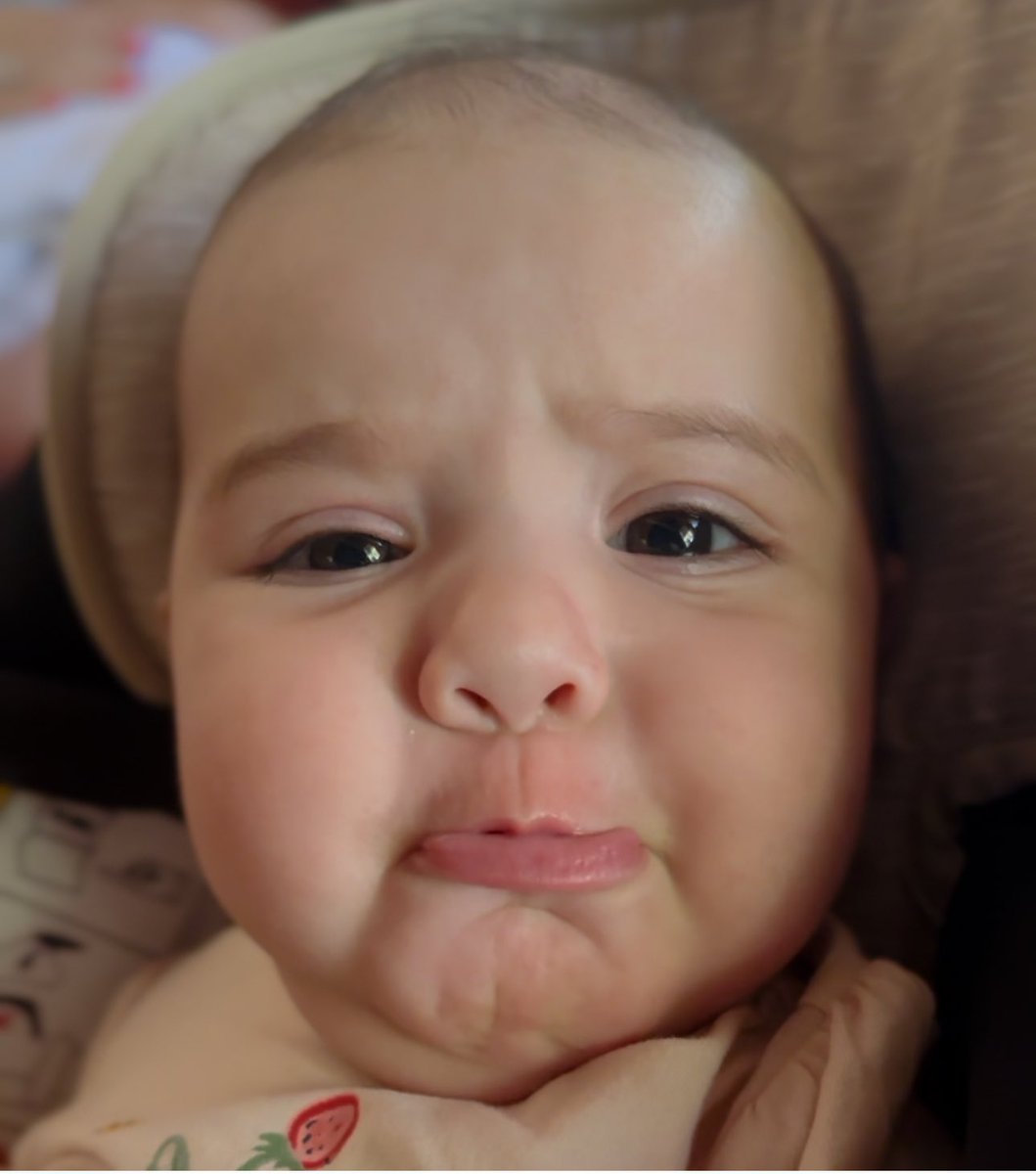 Quando eu digito isso “🥺” é isso que eu quero dizer: